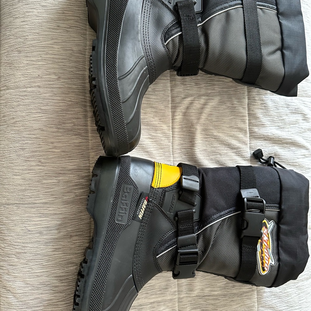 Ski Doo Baffin Snowmobile Boots.